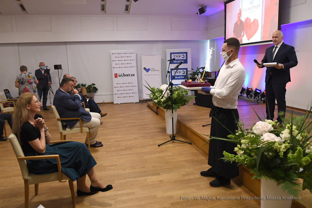 1515.jpg-Filantrop  Autor: W. Majka