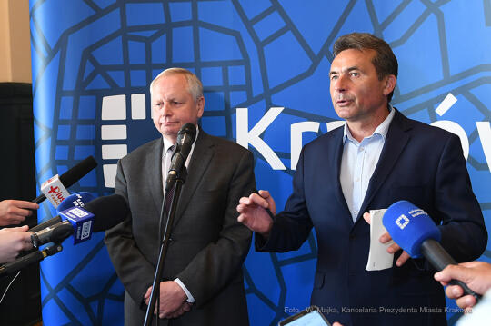 0101.jpg-Briefing z udziałem Jerzego Muzyka dotyczący wchodzącej w życie uchwały krajobrazowej