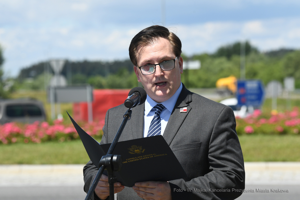 0909.jpg-Nadanie imienia Herberta Hoovera  Autor: W. Majka