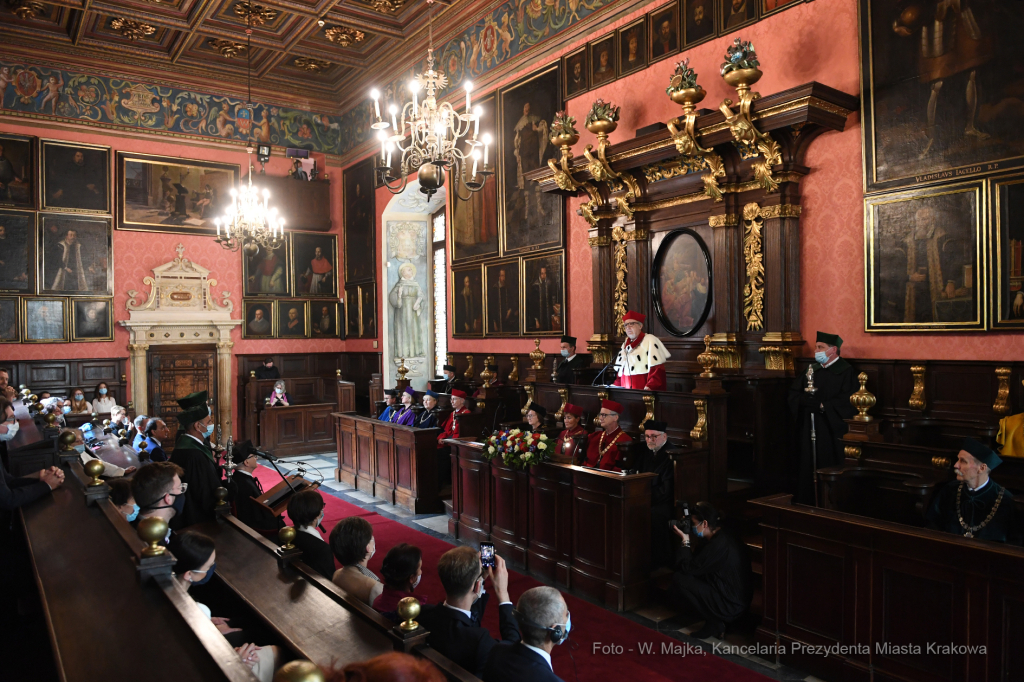 0404.jpg-srebrny medal Plus Ratio Quam Vis dla Frédérica de Touchet  Autor: W. Majka