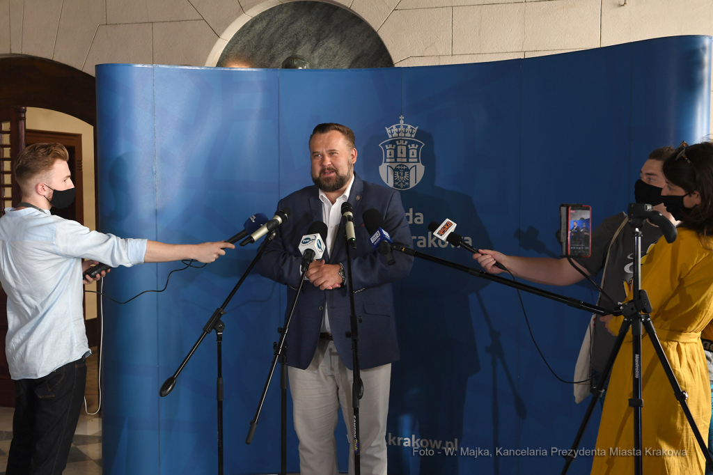 0202.jpg-Pojedynek na frekfencję - konferencja prasowa  Autor: W. Majka