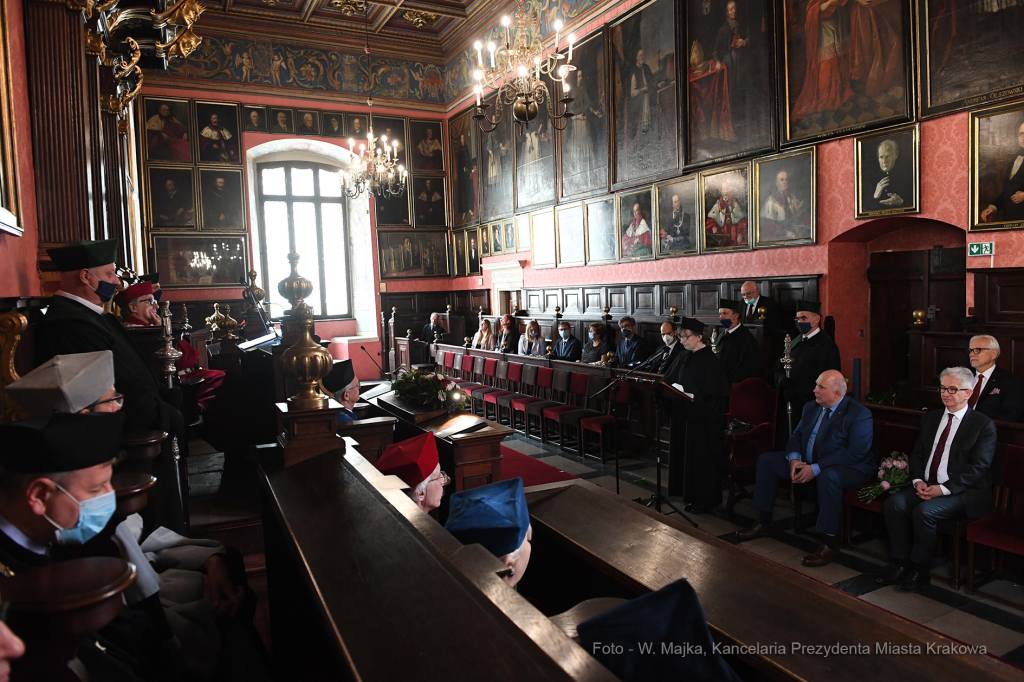 0909.jpg-„Plus Ratio Quam Vis” dla Konsul Węgier Adrienne Kormendy  Autor: W. Majka