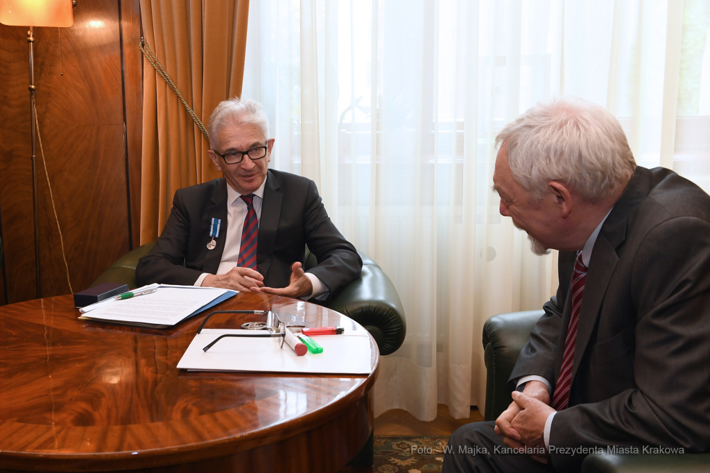 0303.jpg-Wizyta pożegnalna konsula generalnego Francji Frederica de Touchet’a  Autor: W. Majka