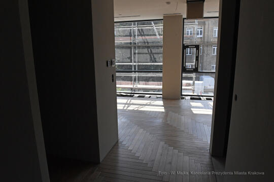 0606.jpg-Dom Utopii Łaźnia Nowa