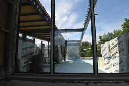 1010.jpg-Dom Utopii Łaźnia Nowa