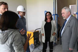 1111.jpg-Dom Utopii Łaźnia Nowa