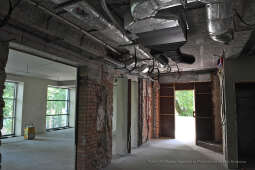 1212.jpg-Dom Utopii Łaźnia Nowa