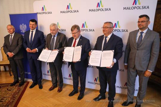 bs_200724_9023.jpg-List Intencyjny,Kozłowski,Majchrowski