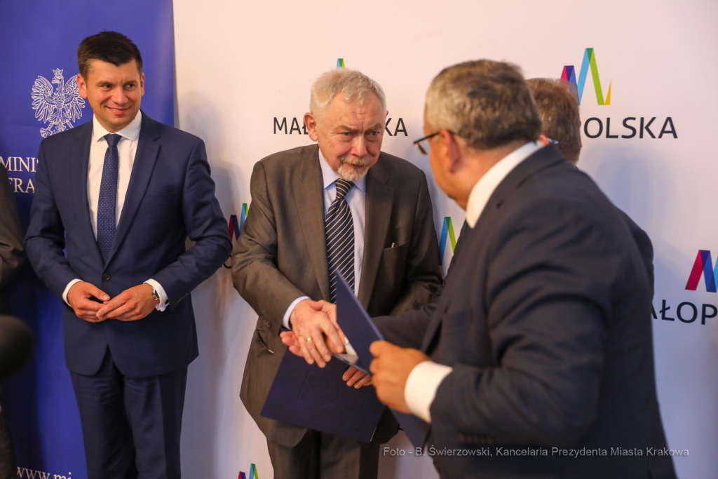 bs_200724_9037.jpg-List Intencyjny,Kozłowski,Majchrowski  Autor: B. Świerzowski