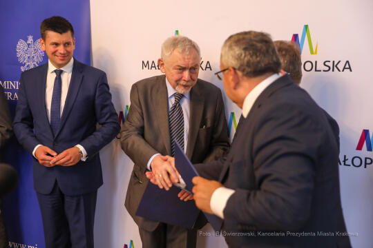 bs_200724_9037.jpg-List Intencyjny,Kozłowski,Majchrowski