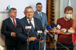 bs_200724_9071.jpg-List Intencyjny,Kozłowski,Majchrowski