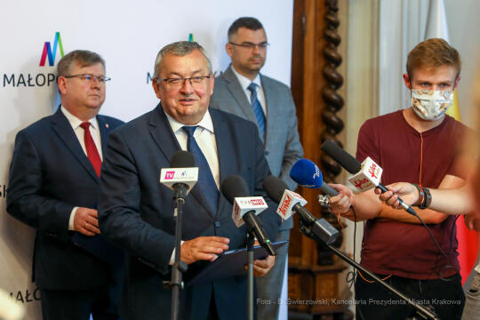 bs_200724_9071.jpg-List Intencyjny,Kozłowski,Majchrowski