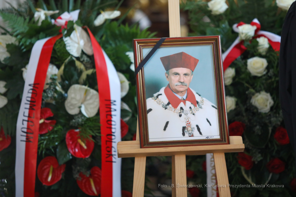 bs_200724_6223.jpg-Pogrzeb,prof. Ziejka, Majchrowski  Autor: B. Świerzowski