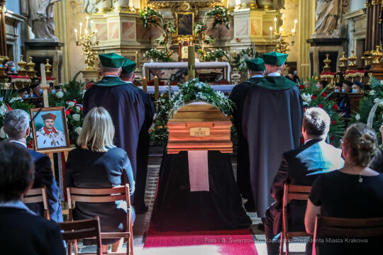 bs_200724_6257.jpg-Pogrzeb,prof. Ziejka, Majchrowski