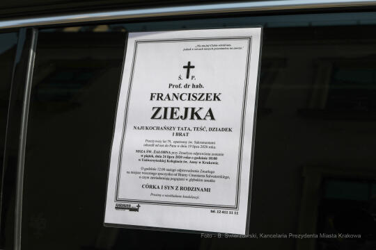 bs_200724_6389.jpg-Pogrzeb,prof. Ziejka, Majchrowski