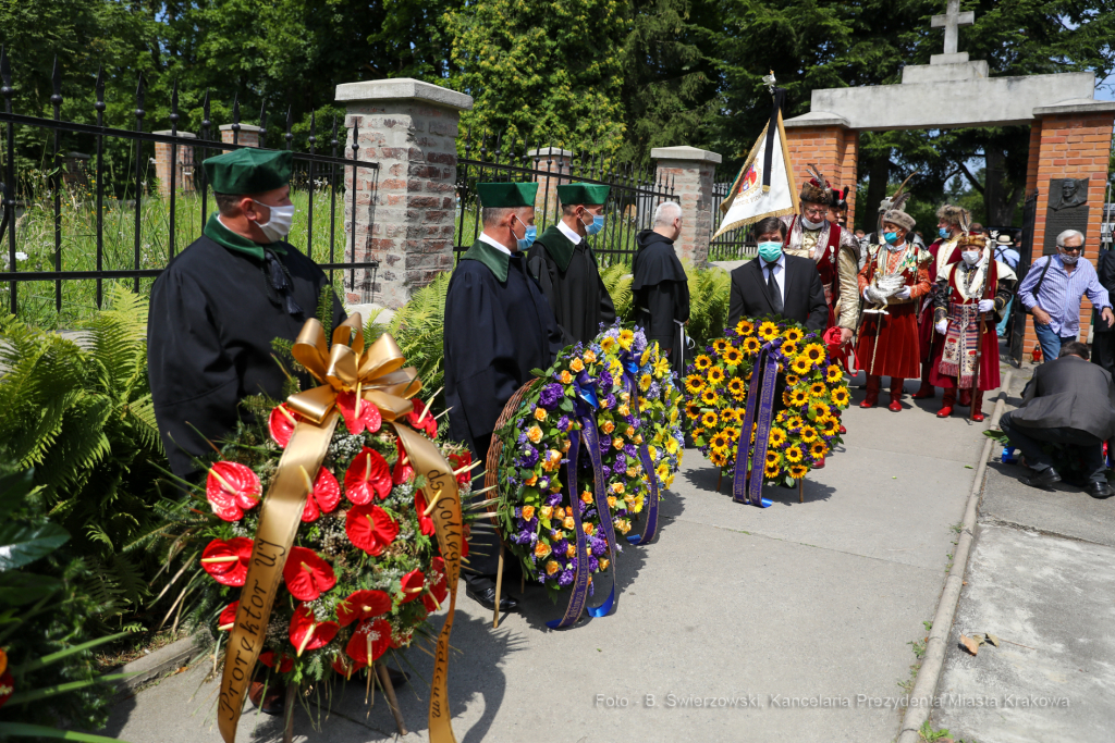 bs_200724_9157.jpg-Pogrzeb,prof. Ziejka, Majchrowski  Autor: B. Świerzowski