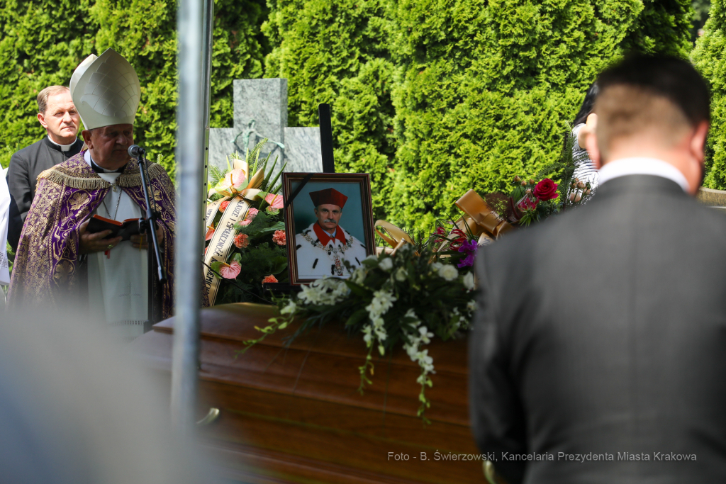 bs_200724_9200.jpg-Pogrzeb,prof. Ziejka, Majchrowski  Autor: B. Świerzowski
