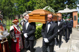 bs_200724_9173.jpg-pogrzeb prof. Franciszka Ziejki