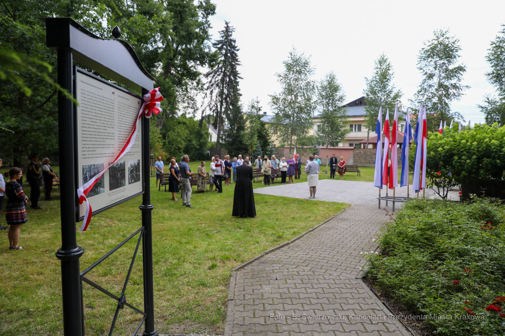 bs_200726_9328.jpg-Wola Justowska,Rocznica,Wojna  Autor: B. Świerzowski