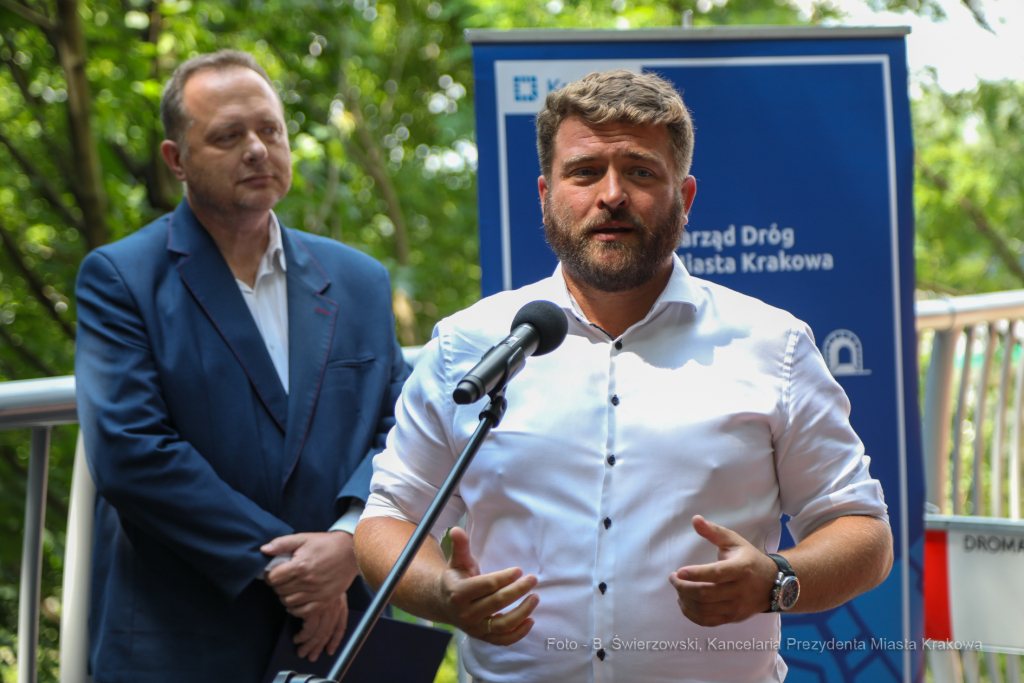 bs_200727_7589.jpg-Kładka,Rowery,Majchrowski  Autor: B. Świerzowski