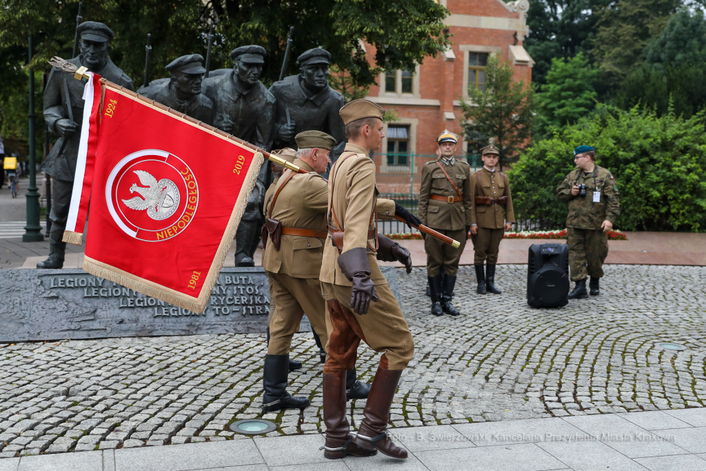 bs-sierpnia 04, 2020-img_0410.jpg-Kadrówka,Pomnik,Apel  Autor: B. Świerzowski