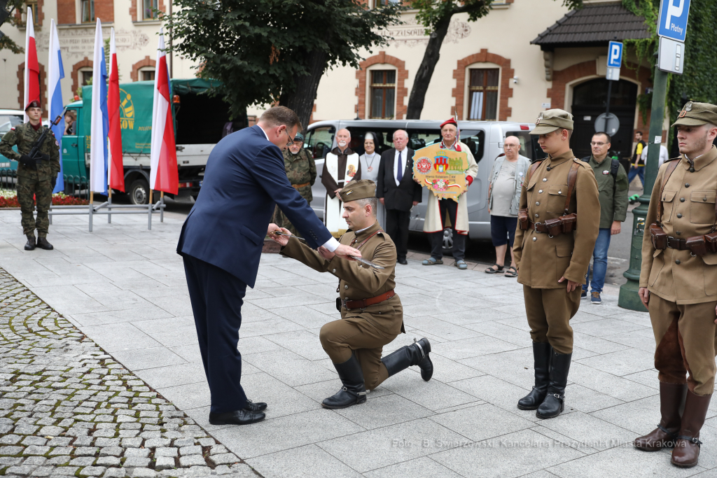 bs-sierpnia 04, 2020-img_0466.jpg-Kadrówka,Pomnik,Apel  Autor: B. Świerzowski