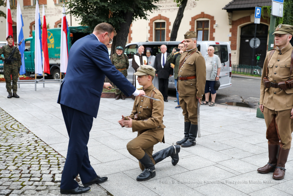 bs-sierpnia 04, 2020-img_0474.jpg-Kadrówka,Pomnik,Apel  Autor: B. Świerzowski