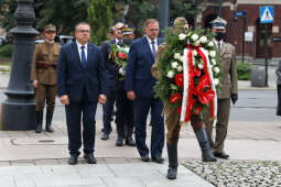 bs-sierpnia 04, 2020-img_0493.jpg-Kadrówka,Pomnik,Apel