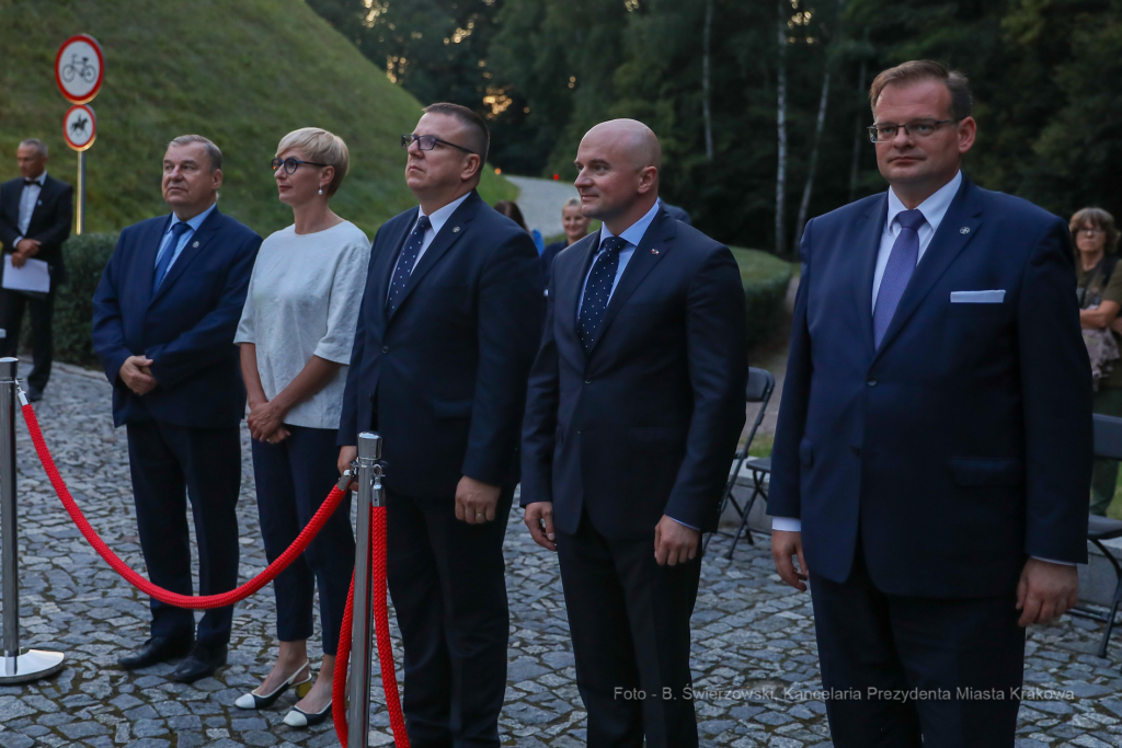 bs-sierpnia 05, 2020-img_0677.jpg-Capstrzyk,Kadrówka,Kopiec  Autor: B. Świerzowski