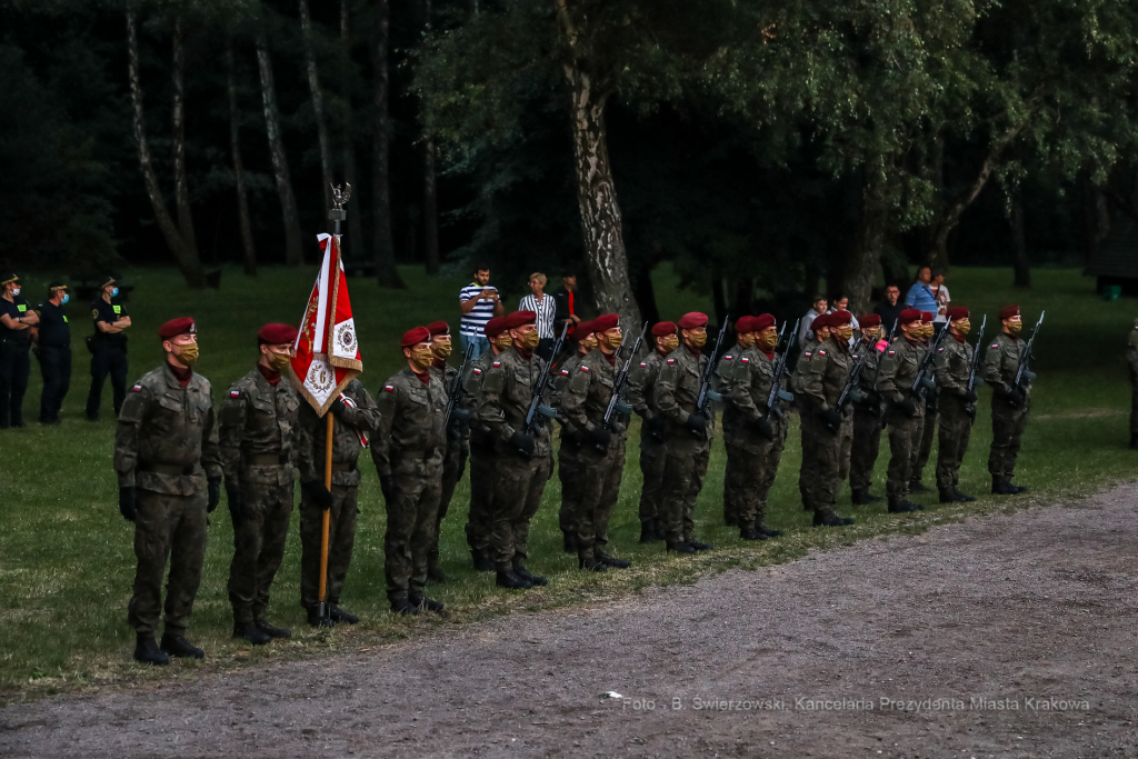 bs-sierpnia 05, 2020-img_0698.jpg-Capstrzyk,Kadrówka,Kopiec  Autor: B. Świerzowski