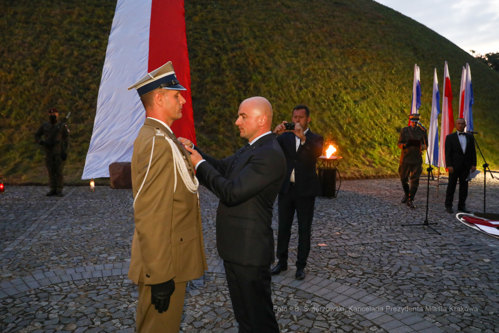 bs-sierpnia 05, 2020-img_0724.jpg-Capstrzyk,Kadrówka,Kopiec  Autor: B. Świerzowski