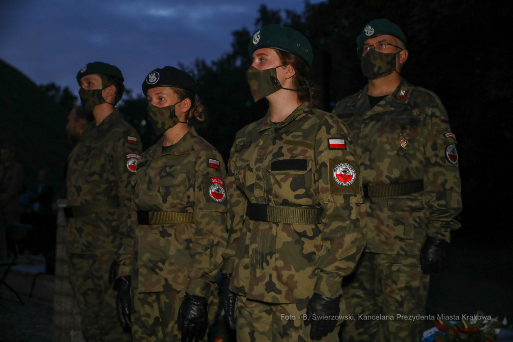 bs-sierpnia 05, 2020-img_0800.jpg-Capstrzyk,Kadrówka,Kopiec  Autor: B. Świerzowski