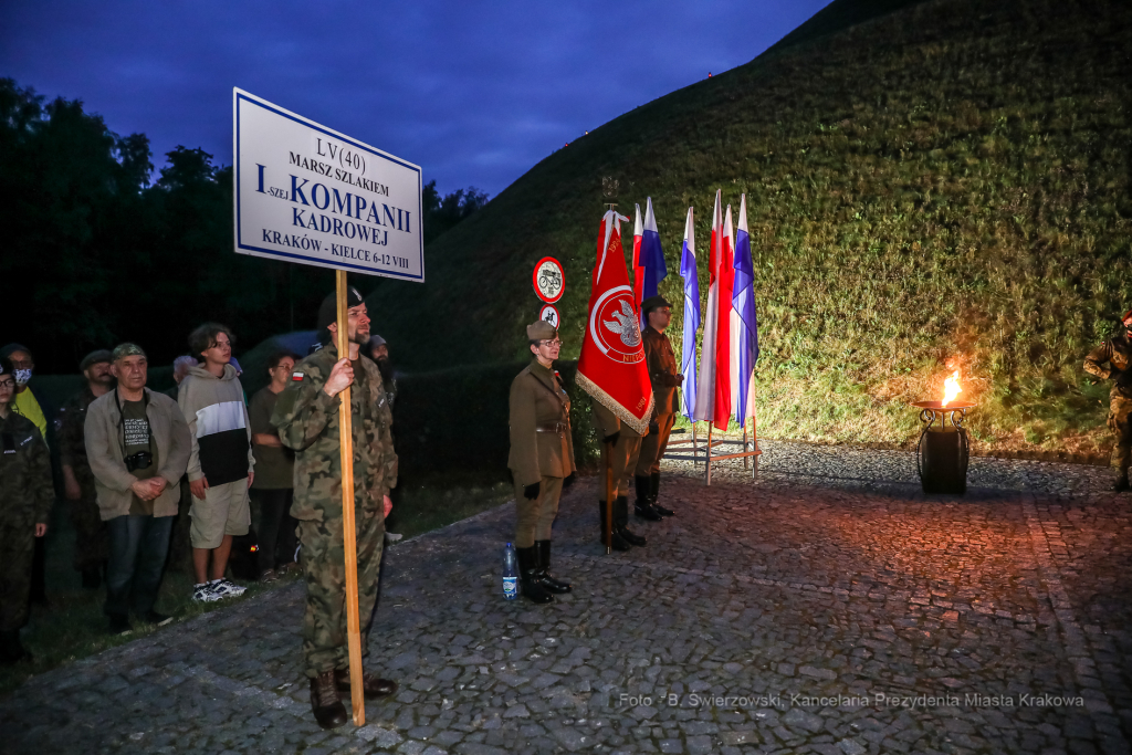 bs-sierpnia 05, 2020-img_0807.jpg-Capstrzyk,Kadrówka,Kopiec  Autor: B. Świerzowski