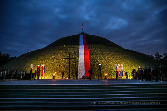 bs-sierpnia 05, 2020-img_0810.jpg-Capstrzyk,Kadrówka,Kopiec