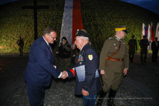 bs-sierpnia 05, 2020-img_0830.jpg-Capstrzyk,Kadrówka,Kopiec