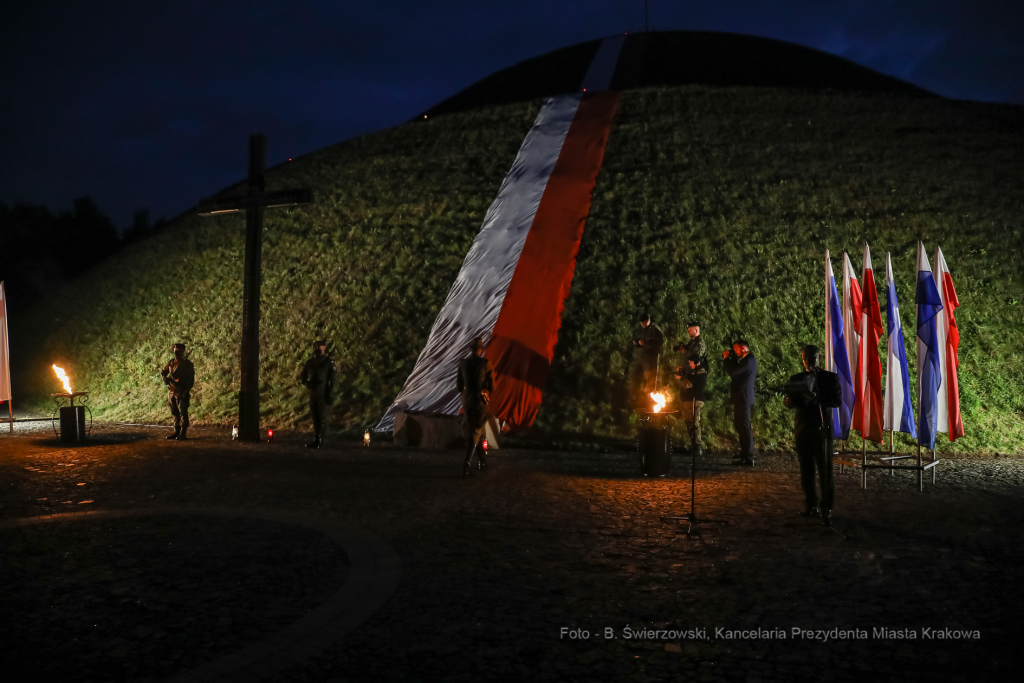 bs-sierpnia 05, 2020-img_0837.jpg-Capstrzyk,Kadrówka,Kopiec  Autor: B. Świerzowski