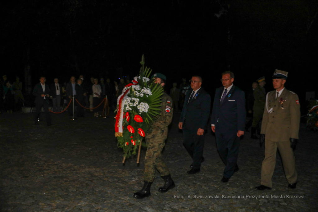 bs-sierpnia 05, 2020-img_0859.jpg-Capstrzyk,Kadrówka,Kopiec  Autor: B. Świerzowski