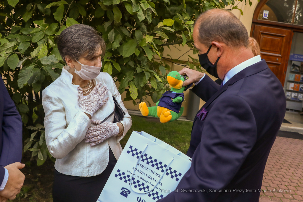 bs_200806_1428.jpg-Konsul Węgier,Pożegnanie,Majchrowski,Willa Decjusza  Autor: B. Świerzowski