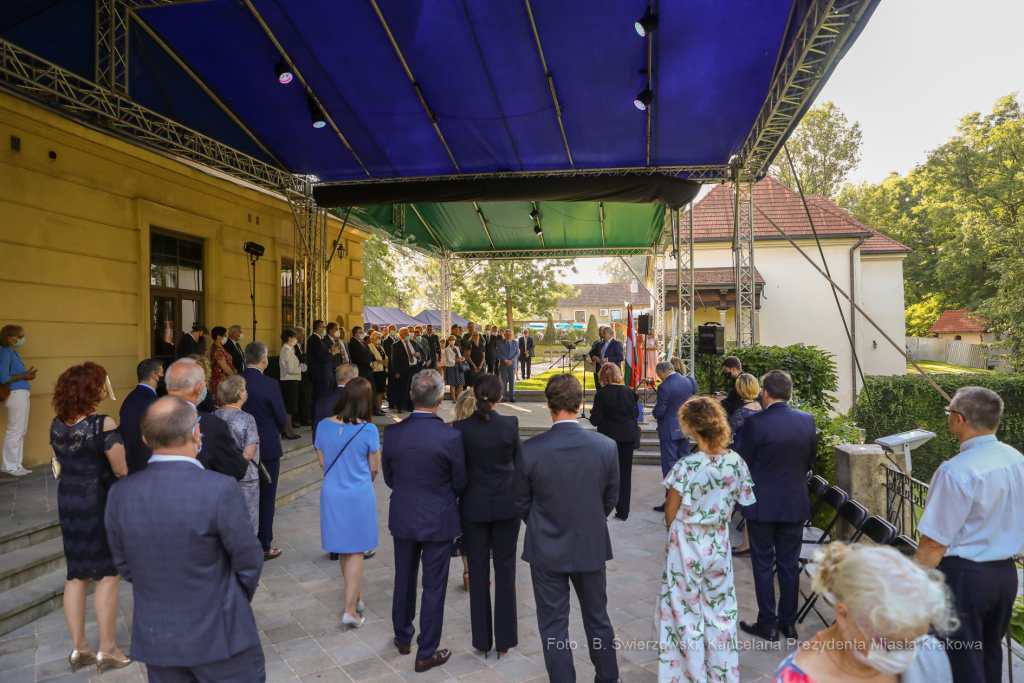 bs_200806_1498.jpg-Konsul Węgier,Pożegnanie,Majchrowski,Willa Decjusza  Autor: B. Świerzowski