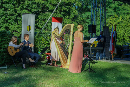 bs_200806_1532.jpg-Konsul Węgier,Pożegnanie,Majchrowski,Willa Decjusza