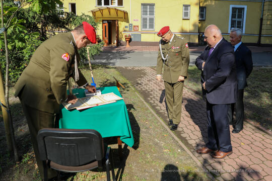 bs_200810_1541.jpg-Żandarmeria,Kośmider,Honoris Gratia,Święto Wojska