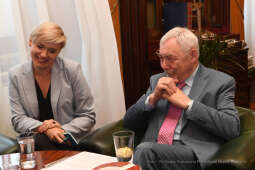 04jpg.jpg-ambasador Danii