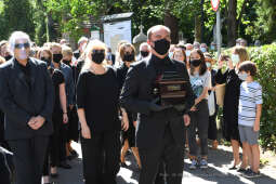 03jpg.jpg-Ceremonia pogrzebowa Ewy Demarczyk