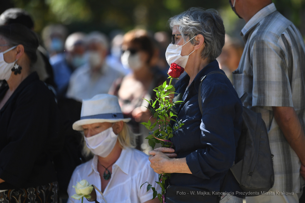 05jpg.jpg-Ceremonia pogrzebowa Ewy Demarczyk  Autor: W. Majka