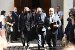 07jpg.jpg-Ceremonia pogrzebowa Ewy Demarczyk