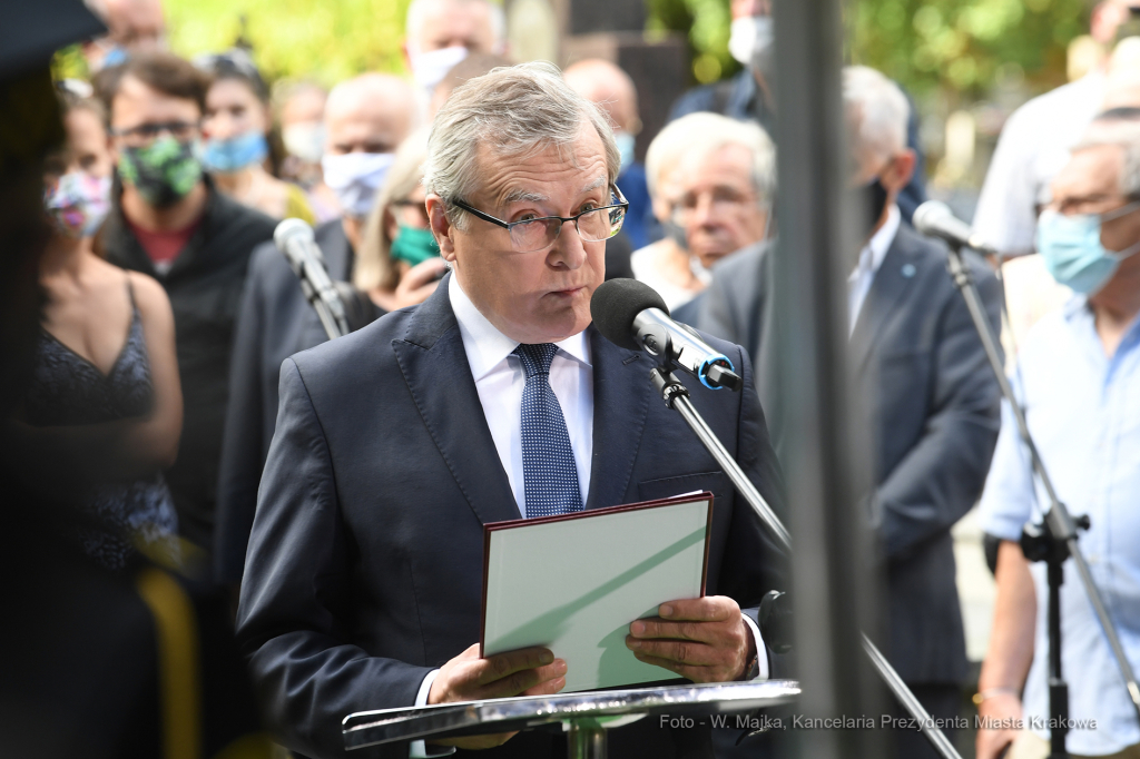 14jpg.jpg-Ceremonia pogrzebowa Ewy Demarczyk  Autor: W. Majka