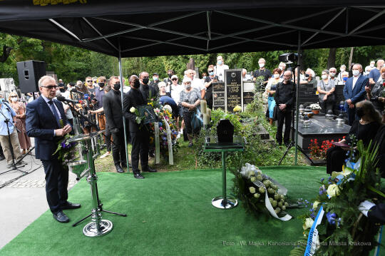 17jpg.jpg-Ceremonia pogrzebowa Ewy Demarczyk