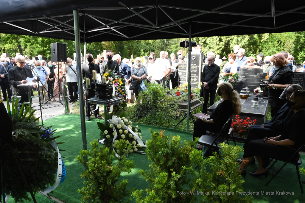 19jpg.jpg-Ceremonia pogrzebowa Ewy Demarczyk  Autor: W. Majka