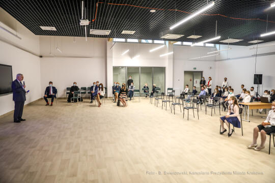 bs_200901_4149.jpg-Rok Szkolny,Majchrowski,Gotyk