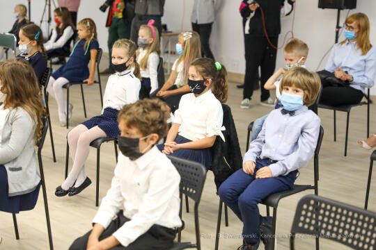 bs_200901_4168.jpg-Rok Szkolny,Majchrowski,Gotyk